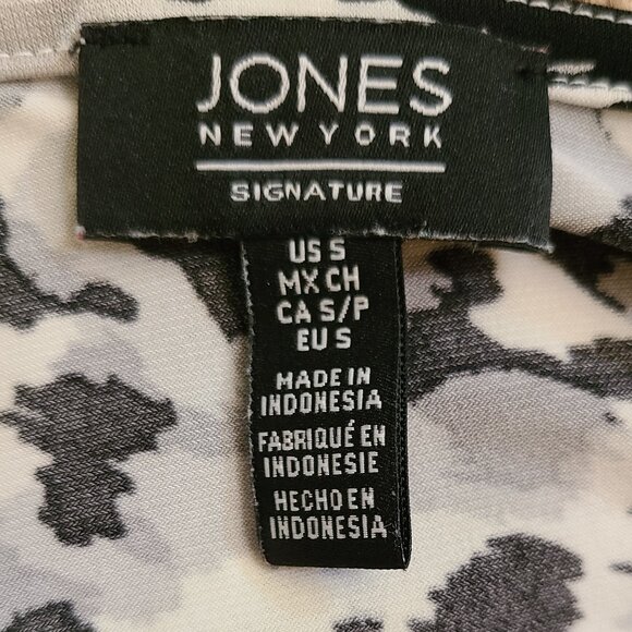 Jones New York Animal Print V Neck Tunic/Top - Picture 5 of 8